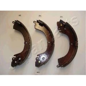 комплект спирачни челюсти JAPANPARTS GF-583AF