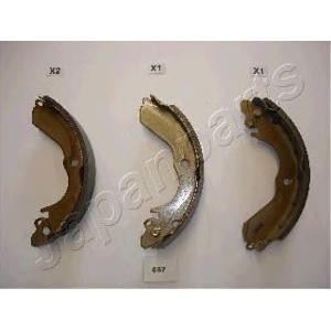 комплект спирачни челюсти JAPANPARTS GF-587AF