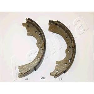 комплект спирачни челюсти ASHIKA 55-02-237 