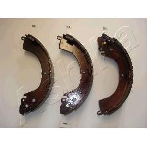комплект спирачни челюсти ASHIKA 55-05-583