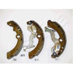 комплект спирачни челюсти ASHIKA 55-08-825 