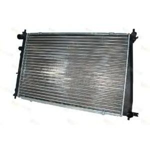воден радиатор THERMOTEC D70504TT 