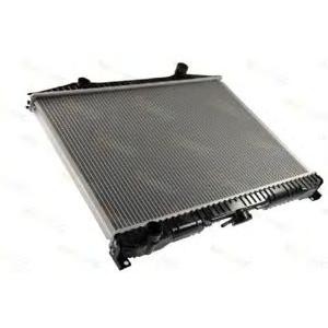 воден радиатор THERMOTEC D71014TT