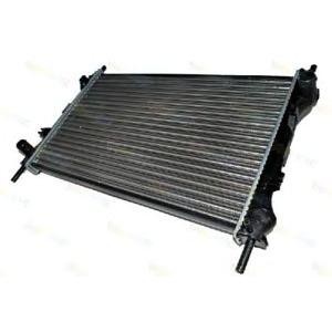 воден радиатор THERMOTEC D7G020TT 