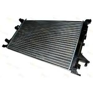 воден радиатор THERMOTEC D7R008TT 