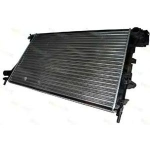 воден радиатор THERMOTEC D7X027TT 